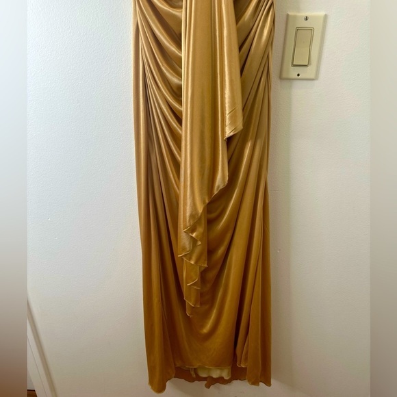 NWT XOXO Gold evening dress Size Medium - Picture 3 of 11